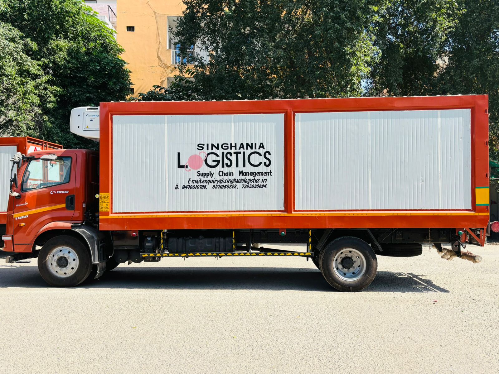 Truck's Refrigerator Container